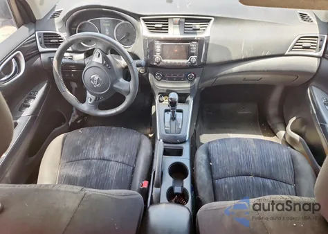 2017 Nissan Sentra S z USA, uszkodzony, nr VIN 3N1AB7AP8HY320304